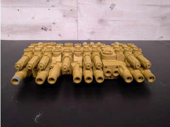 Hydraulic valve CASE