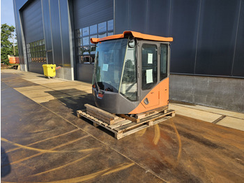 Cab DOOSAN