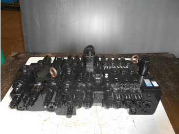 Hydraulic valve NEW HOLLAND