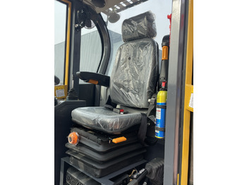 Leasing of Qingdao Promising CE Telescopic Loader ZL15 Qingdao Promising CE Telescopic Loader ZL15: picture 4