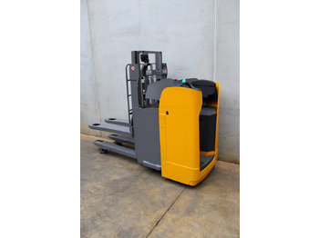 Stacker JUNGHEINRICH