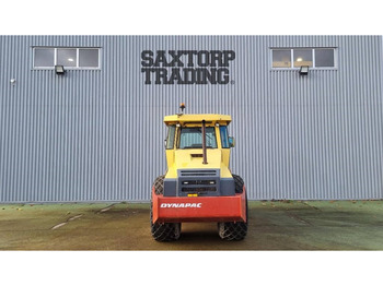 Roller Dynapac CA302D, Vält: picture 4