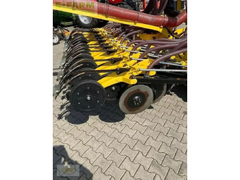 Combine seed drill Bednar omega oo 3000 l: picture 4