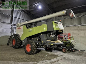 Combine harvester CLAAS