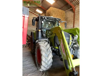Farm tractor CLAAS Arion 530