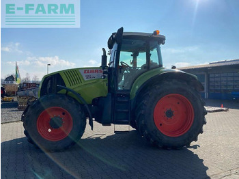 Farm tractor CLAAS Axion 810