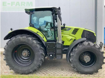 Farm tractor CLAAS Axion 830