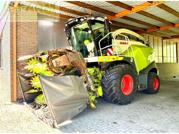 Forage harvester CLAAS Jaguar 870