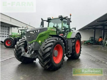 Farm tractor FENDT