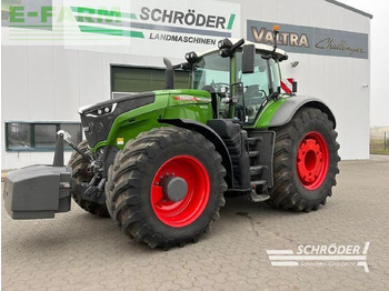 Farm tractor FENDT 1050 Vario