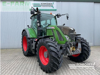 Farm tractor FENDT 720 Vario