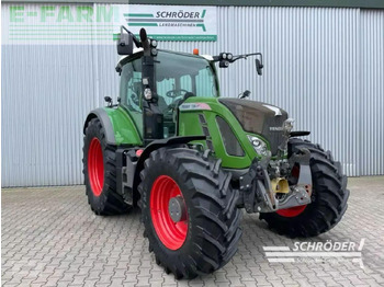 Farm tractor FENDT 720 Vario
