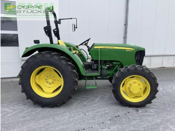Farm tractor John Deere 5055e: picture 3