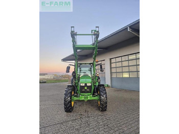 Farm tractor JOHN DEERE 5090M