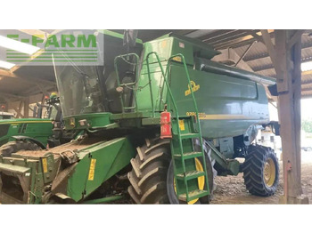 Combine harvester JOHN DEERE