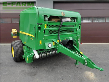 Square baler JOHN DEERE