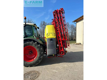 Trailed sprayer KVERNELAND