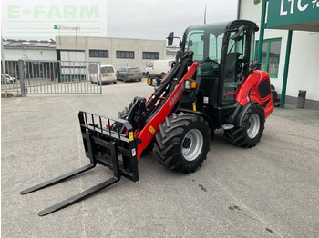 Mini excavator MANITOU