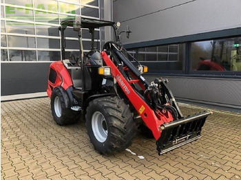Compact loader