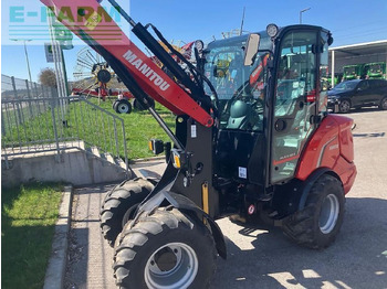 Compact loader