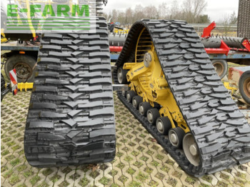 Combine harvester NEW HOLLAND