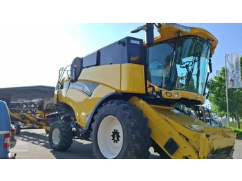 Combine harvester New Holland cx 840: picture 4