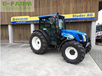 Farm tractor NEW HOLLAND