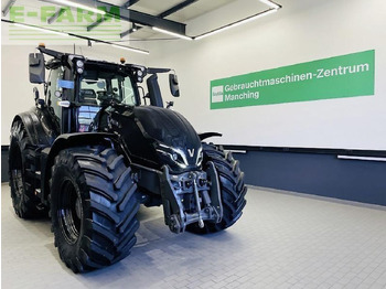Farm tractor VALTRA