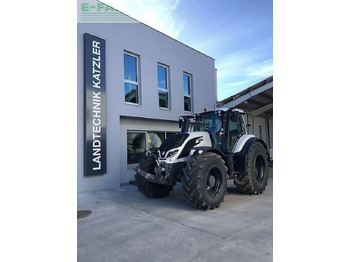 Farm tractor VALTRA T-series