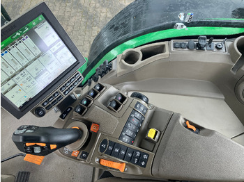 Farm tractor John Deere 8R370: picture 3 Farm tractor John Deere 8R370: picture 3