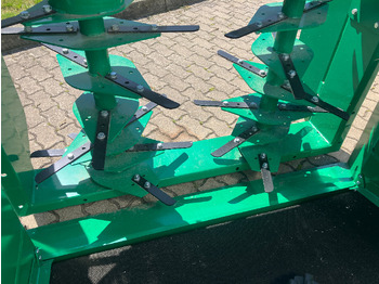 Livestock equipment