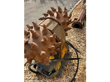 Attachment for Construction machinery FRAISE HYDRAULIQUE DE DEMONSTRATION MB CRUSHER POUR PELLE 18-25 TONNES 2019: picture 4 Attachment for Construction machinery FRAISE HYDRAULIQUE DE DEMONSTRATION MB CRUSHER POUR PELLE 18-25 TONNES 2019: picture 4