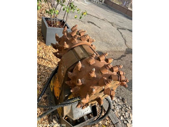 Attachment for Construction machinery FRAISE HYDRAULIQUE DE DEMONSTRATION MB CRUSHER POUR PELLE 18-25 TONNES 2019: picture 3 Attachment for Construction machinery FRAISE HYDRAULIQUE DE DEMONSTRATION MB CRUSHER POUR PELLE 18-25 TONNES 2019: picture 3