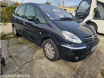 Car CITROEN XSARA PICASSO - 2005 - 185842KM - 523ELR92: picture 2 Car CITROEN XSARA PICASSO - 2005 - 185842KM - 523ELR92: picture 2