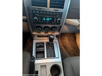 Car Jeep Cherokee IV 2.8 CRD Jamboree - 2009 - 193 000 KM: picture 4