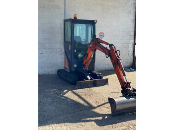 Excavator MINI-PELLE SUR CHENILLE CAOUTCHOUC HITACHI ZX17U-2  15CV 1.9T AVEC 3 GODETS: picture 3