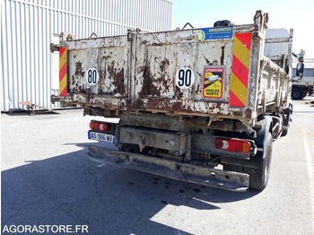 Truck CAMION BI-BENNE + GRUE - PL RENAULT MILDIUM 180 DCI Db - 2003 / 263 610 KM: picture 4