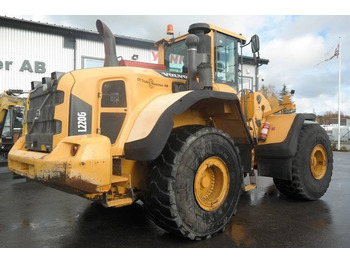 Wheel loader Volvo L220G: picture 2