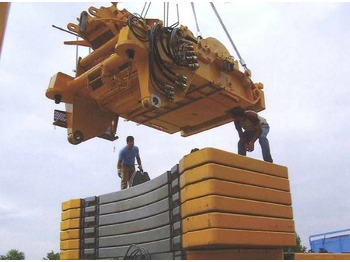 Mobile crane LIEBHERR LTM 1500-8.1: picture 3