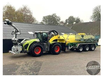 Slurry tanker CLAAS Xerion 4000