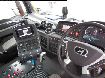 Road sweeper MAN TGS 18.420 4X2 BL Bucher OF 8000 TWIN beidseitig: picture 4