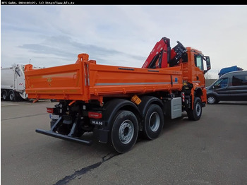 Tipper MAN TGS (TG3) 28.510 6x4-4 BL CH WiDi Fassi 15mt: picture 2