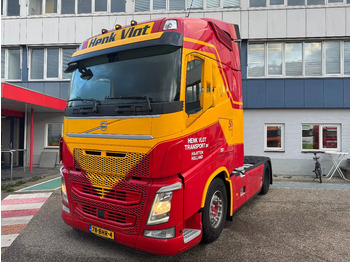 Tractor unit VOLVO FH 460