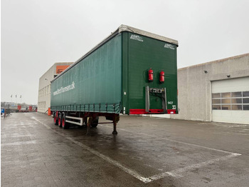 Curtainsider semi-trailer AMT