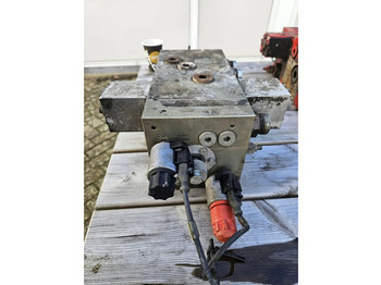 Hydraulics Legras Besturingsventiel 02 E-bediend (compleet) - Control valve: picture 5