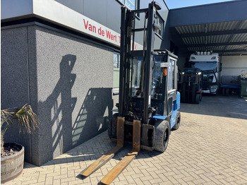Diesel forklift Caterpillar DP35K: picture 4