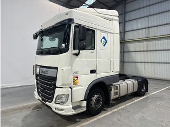 Tractor unit DAF XF 106 460