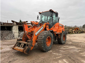 Wheel loader DOOSAN DL250