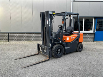 Forklift DOOSAN