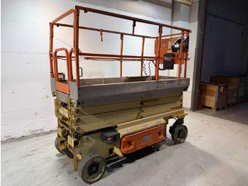 Aerial platform JLG